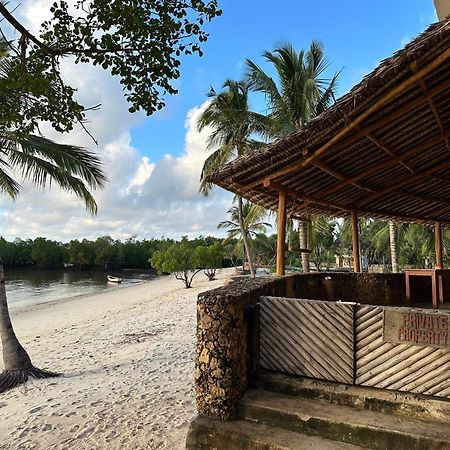 Mwazaro Beach Lodge Shimoni Exterior foto