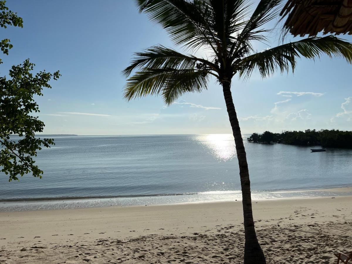 Mwazaro Beach Lodge Shimoni Exterior foto